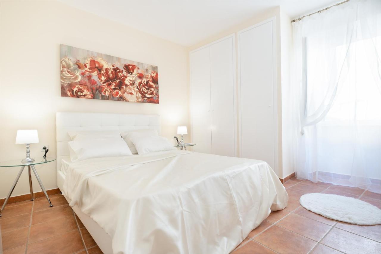 Old Town Gem - Elegant Guilford Apartment Corfu  Exteriör bild