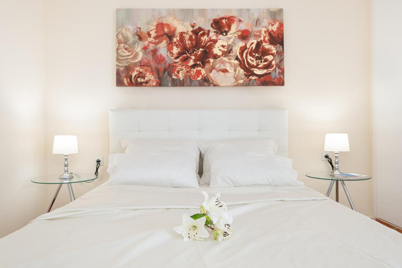 Old Town Gem - Elegant Guilford Apartment Corfu  Exteriör bild